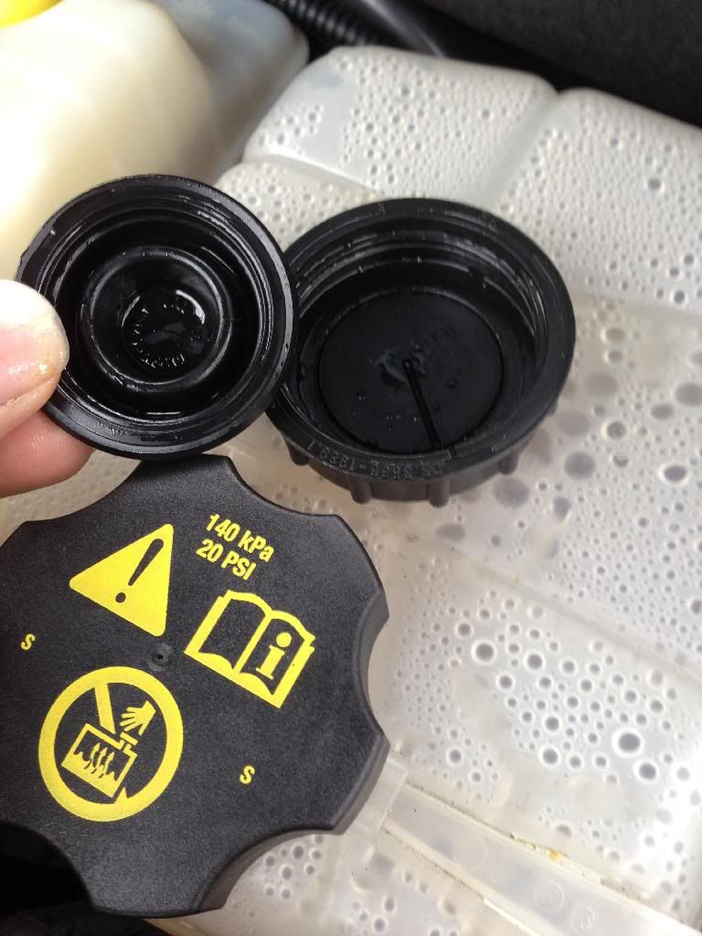 Diaphragm/rubber seal not staying in master cylinder reservoir cap