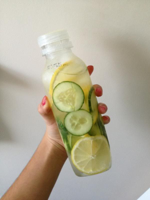  photo cucumber-lemon-water.jpg