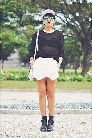 photo black-buckled-boots-white-marion-alexander-wang-bag-white-zara-skort-skirt.jpg