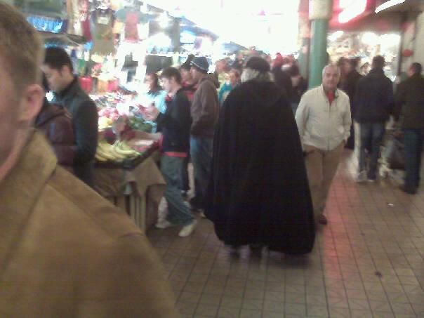 Warlock spotted in seatle marketplacebuyin potion ingrediants