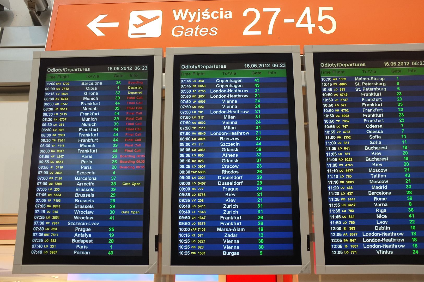 http://i1055.photobucket.com/albums/s515/win1290/June%202012%20Warsaw-Milan/DSCF5331.jpg